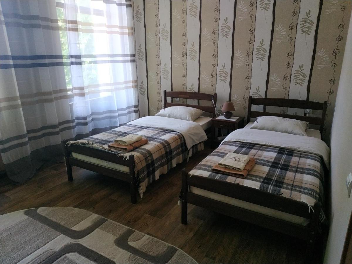 Apartment In The Center Of Old Town Kamianets-Podilskyi Εξωτερικό φωτογραφία