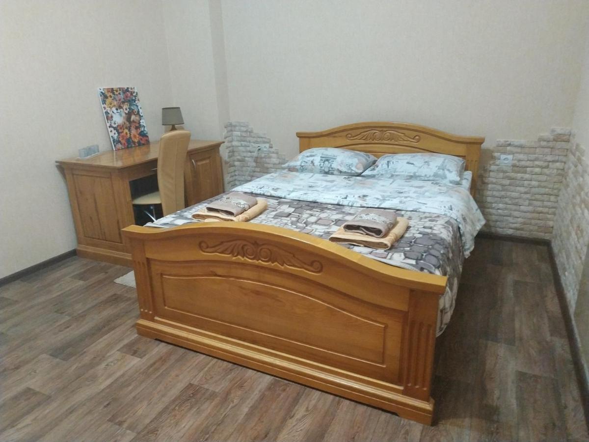 Apartment In The Center Of Old Town Kamianets-Podilskyi Εξωτερικό φωτογραφία